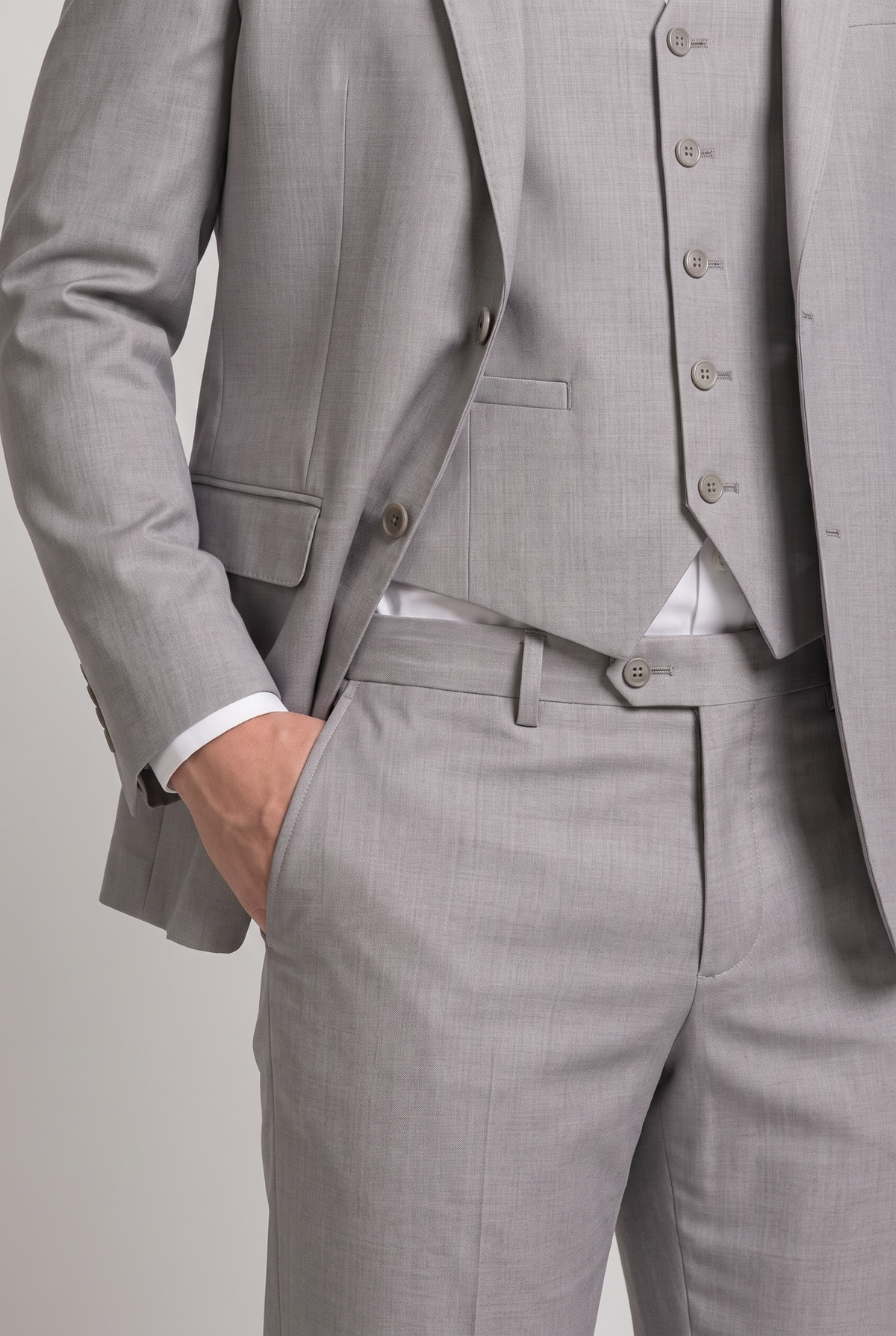 Detalhe da cintura com modelo
