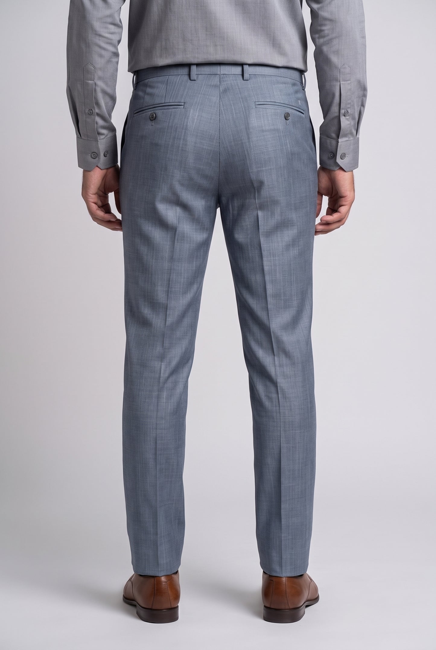 Calça Melange Cinza Médio - modelo costas