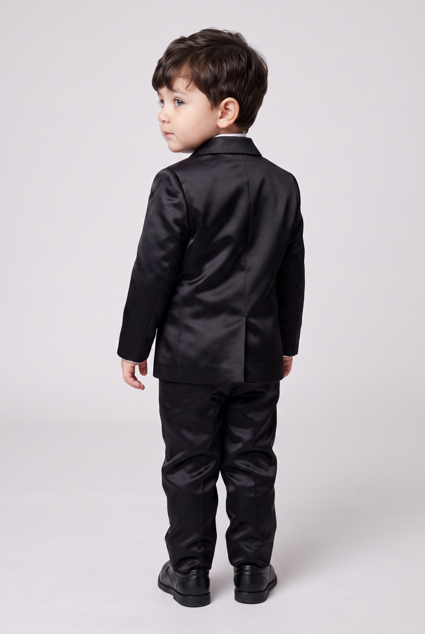 Costume infantil slim italiano prada preto - vista de costas