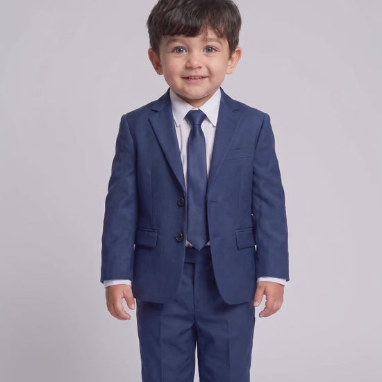 Costume Infantil Microfibra Azul Indico em movimento