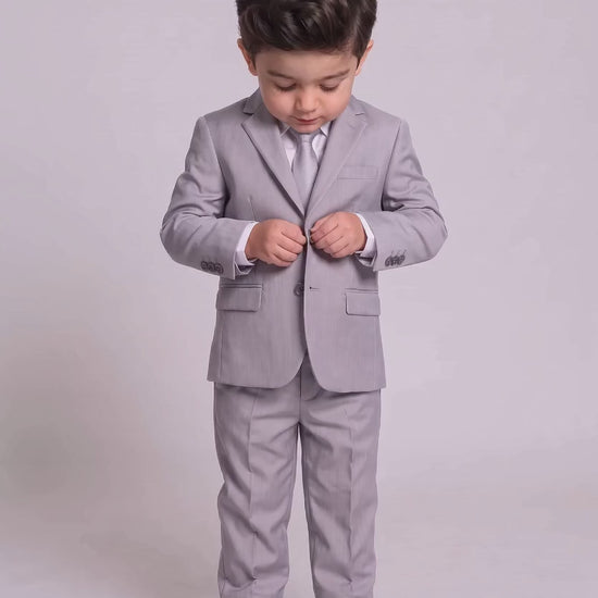 Costume Infantil Microfibra Cinza Claro em movimento