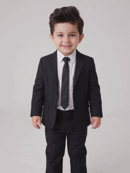 Costume Infantil Microfibra Preto em movimento