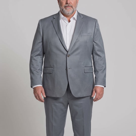 Costume Plus Size Poliviscose Cinza Médio em movimento