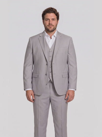 Terno Plus Size Microfibra Cinza Claro em movimento